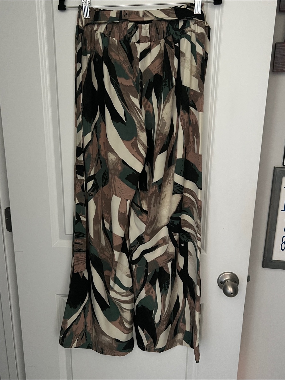 SHEIN Multicolor Abstract Print Wide-Leg Pants in Green, Brown, Black, Cream